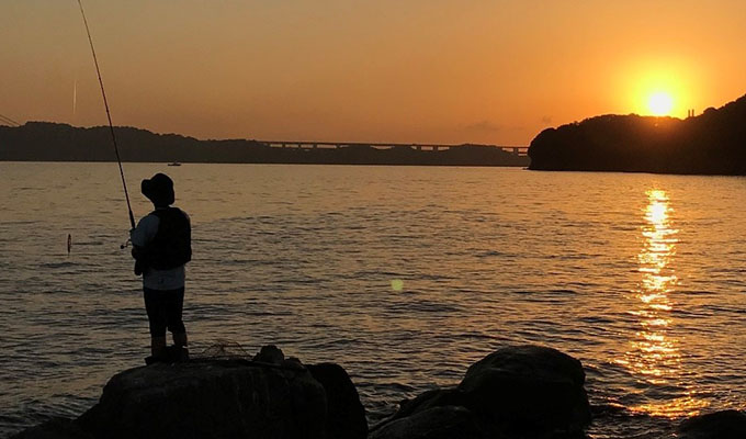 瀬戸内海の朝日