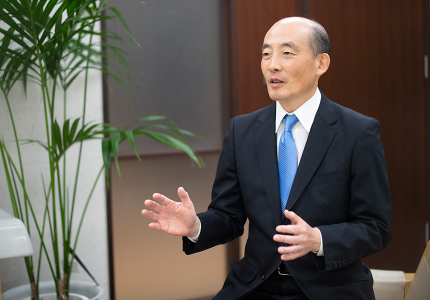 代表取締役社長 川原 仁